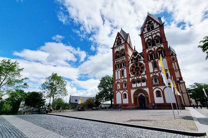 Private Audiobook Audiobook City Rally Around Limburg Cathedral - Additional Info: Service Animals Allowed, Near Public Transportation, Not Wheelchair Accessible, Digital Guide Through App, Private Tour