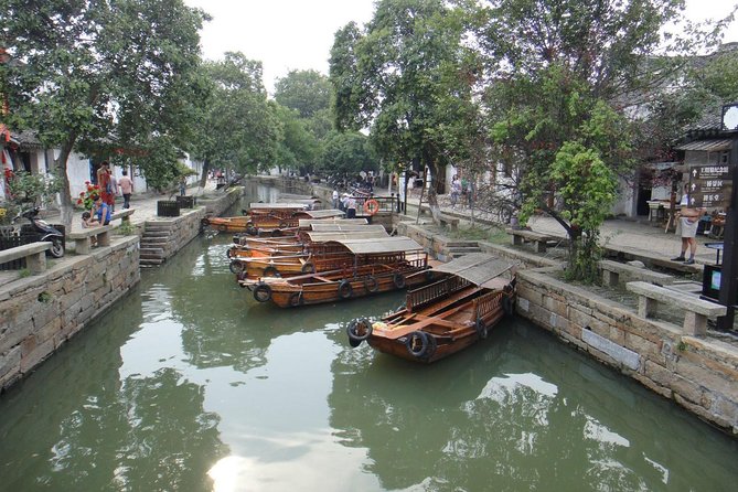 Private Day Trip: Tongli Water Town From Shanghai With Lunch - Itinerary