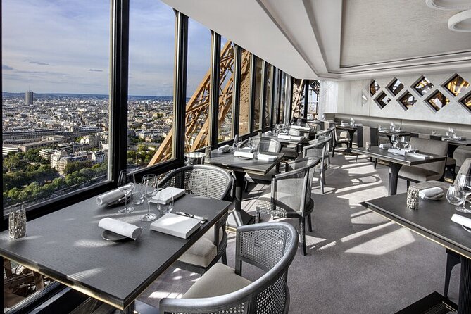 Private Dinner in Eiffel Tower and Seine River Cruise - Frequently Asked Questions