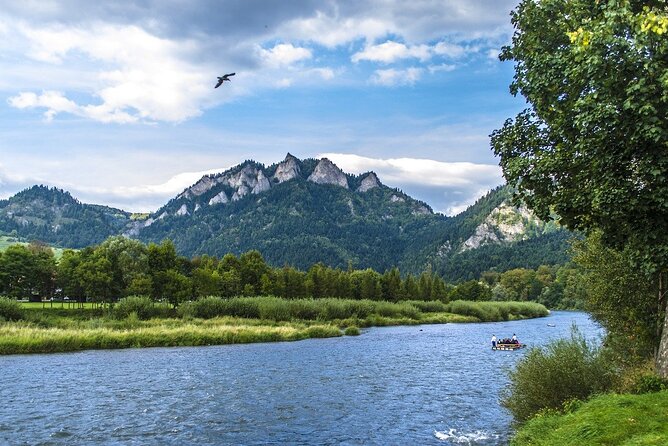 Private Full-Day Dunajec Rafting and Thermal Baths Tour From Krakow - Frequently Asked Questions