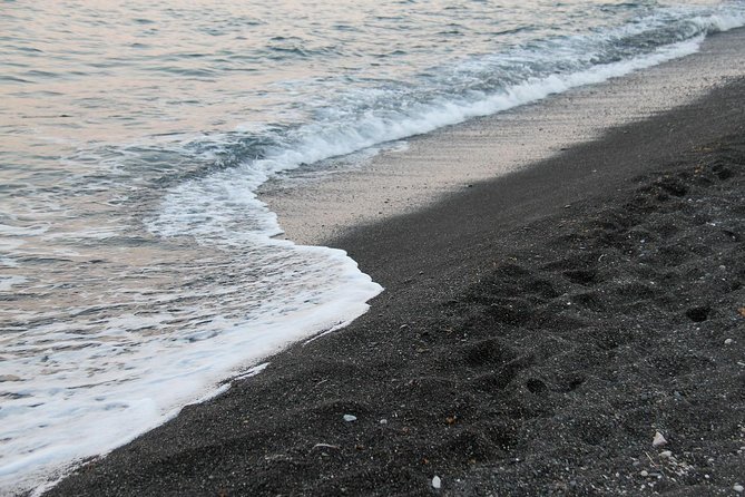 Private Full-Day Sightseeing Tour in Santorini With a Local - Accessibility and Amenities