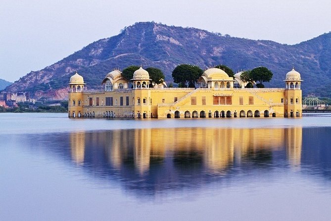 Private Guided Tour of Jaipur From Agra With Hotel Pickup