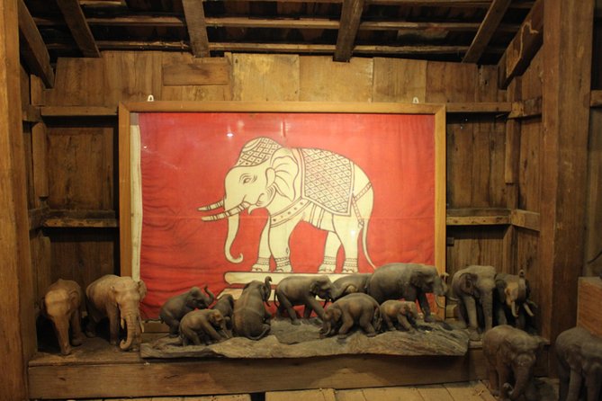 Private Halfday - Soak Yourself in Thai Traditional Handicraft World! - Pickup Details