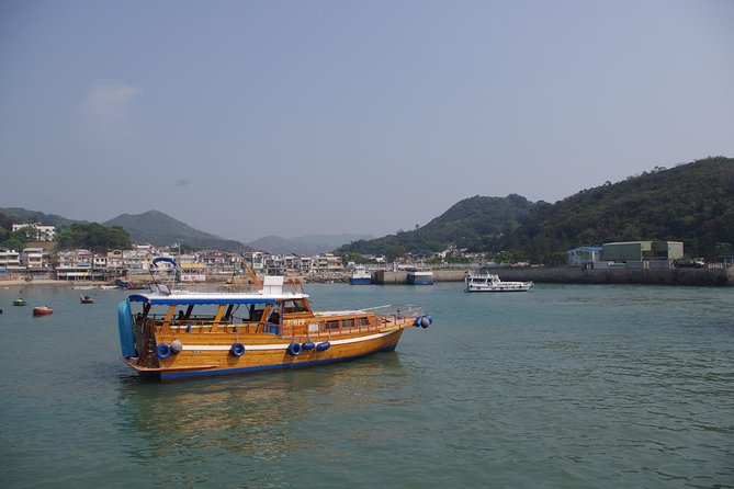 Private Hong Kong Lamma Island Day Tour - Booking and Cancellation Policy