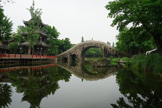 Private Leshan Giant Buddha Day Tour & Huanglongxi Old Town&Lunch - Frequently Asked Questions