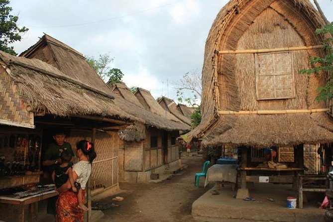 Private Lombok Tour: Sasak Village and Beach Discovery - The Sum Up