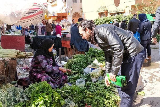 Private Market Tour and Authentic Moroccan Cooking Lesson With a Rabat Local - Cooking Techniques and Recipes