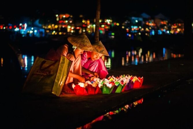 Private Night Boat Trip and Floating Lantern on Hoi An River - Booking Details