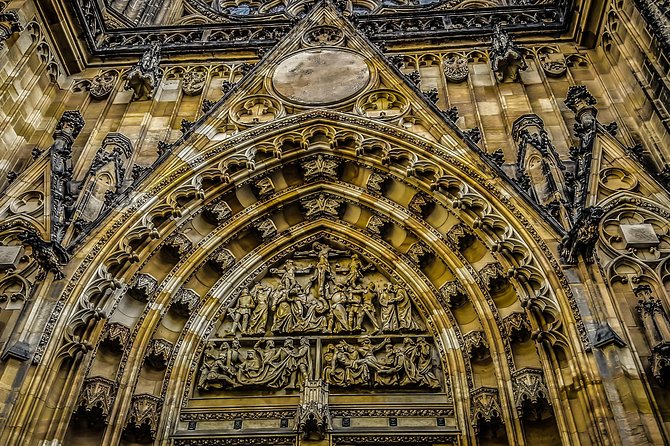 Private Prague Walking Tour With Kutna Hora Ossuary Luxury Trip - Tour Availability