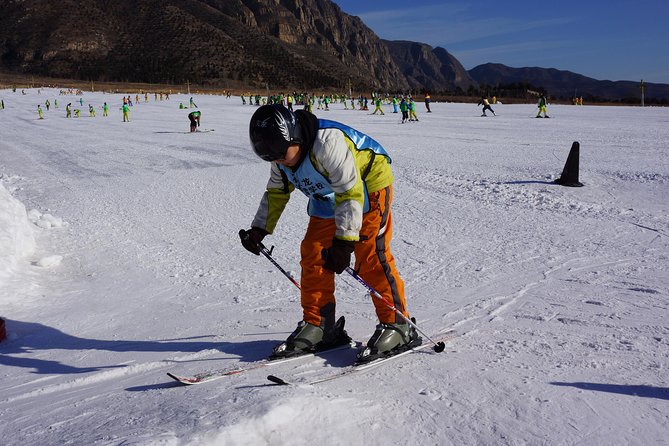 Private Round-Trip Transfer to Wanlong Ski Resort From Beijing - Traveler Assistance