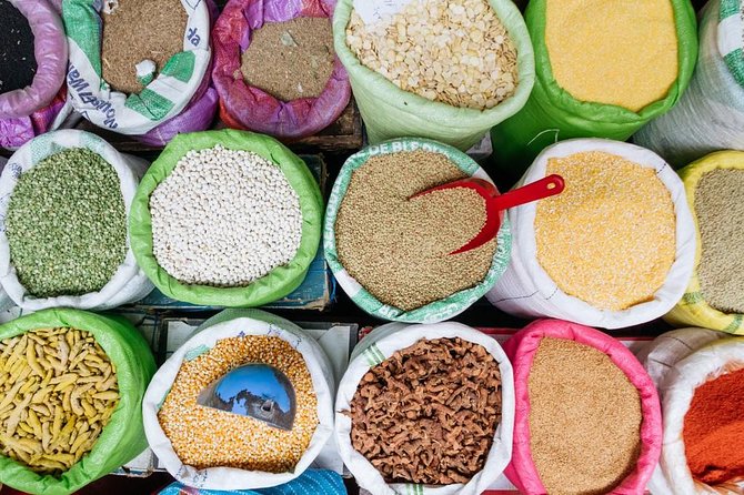 Private Shopping Walking Tour for Girls in Fez - Expert Local Guide