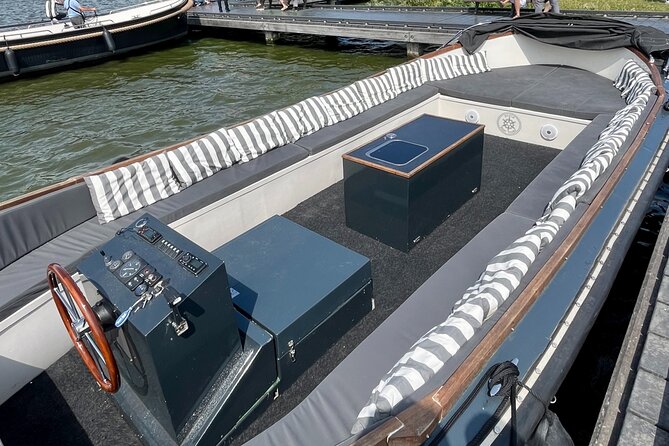 Private Zaanse Schans Windmill Cruise On Luxury Boat - Cancellation Policy
