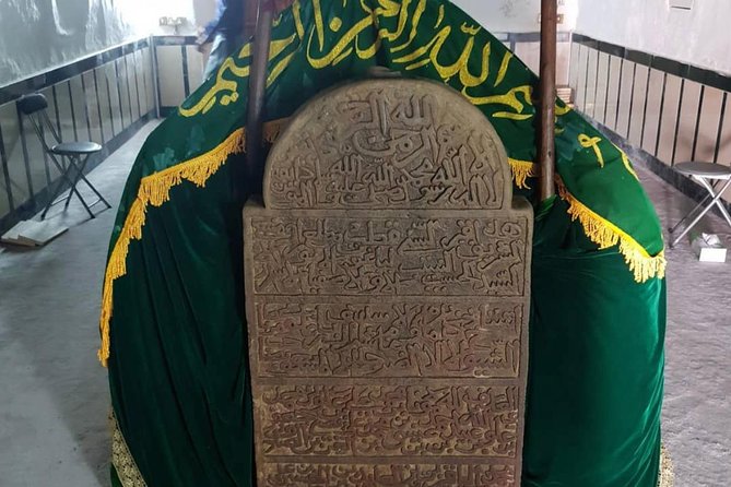 Salalah Islamic Private Full Day Cultural Tour - Transportation Details