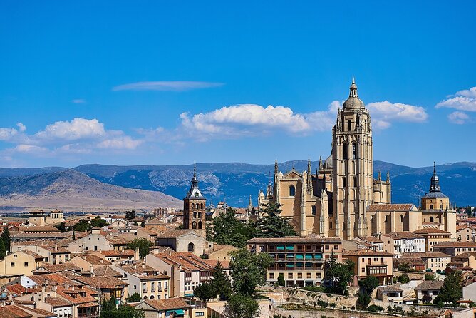 Segovia - Old Town Tour Including Castle Visit - Meeting and Pickup Instructions