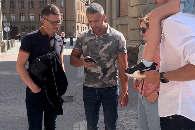 Self Guided Private City Quest Tour in Madrid - Tour Features