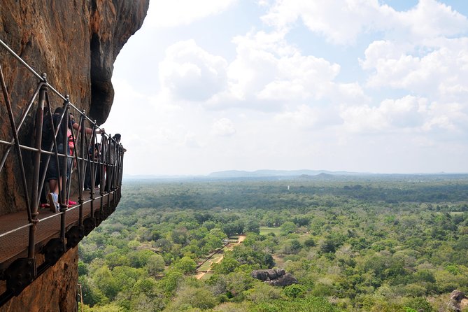 Sigiriya and Dambulla Cave From Kalutara - Directions