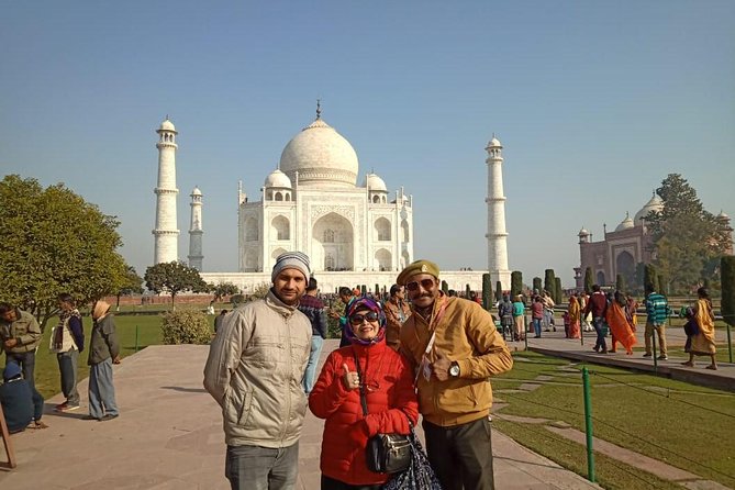 Sunrise at Taj Mahal in Same Day Tour by Car Delhi to Agra - Sightseeing Schedule