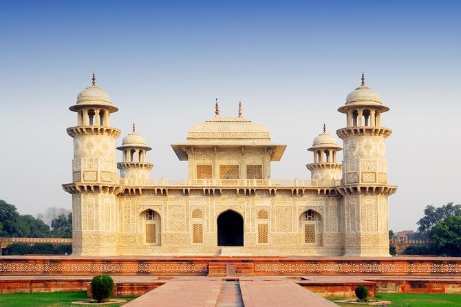 Taj Mahal and Agra Tour for 2 Days by Train - Tour Itinerary