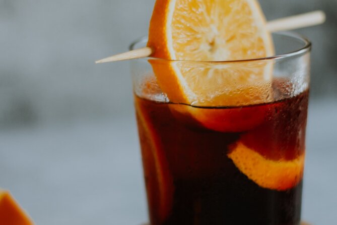 The Most Iconic Food Tour of the Old Town of Barcelona - Activity Expectations and Inclusions