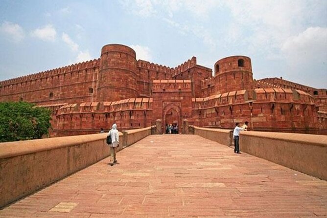 Three Days Golden Triangle Tour From Delhi With Abhaneri Stepwell - Pickup and Transportation