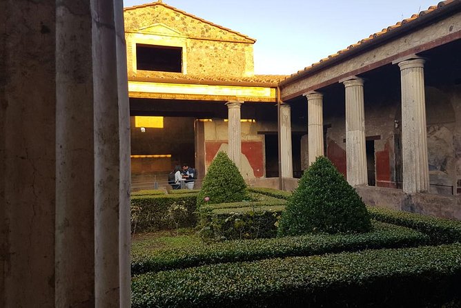 Three-Hour Guided Tour of Pompeii With an Archaeologist - Tips for Travelers