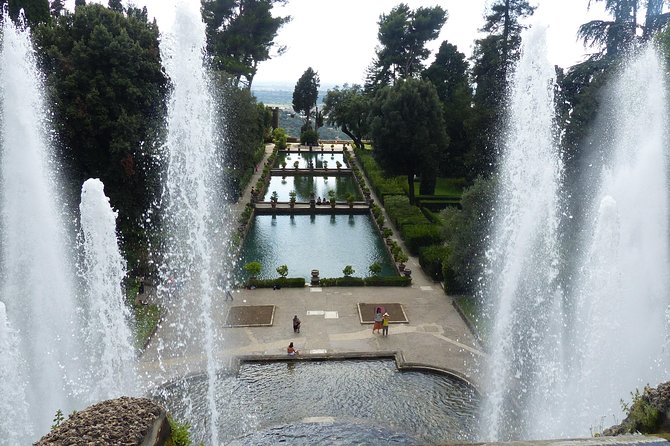 Tivolis Villa Deste and Hadrians Villa: Private Day Trip From Rome - Private Tour Experience
