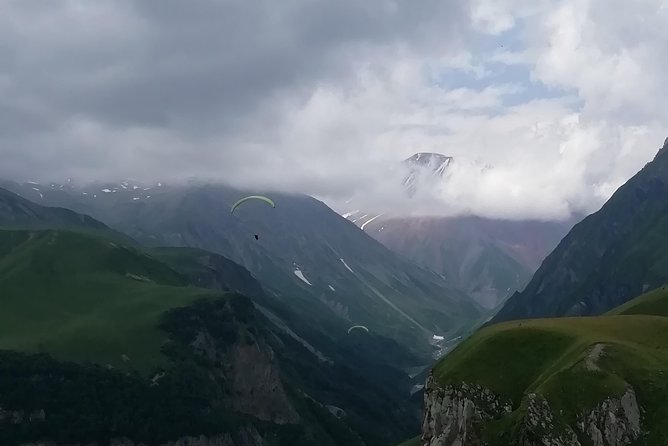Tour in Mtskheta, Ananuri, Gudauri, Kazbegi, Gergeti Trinity - How to Book