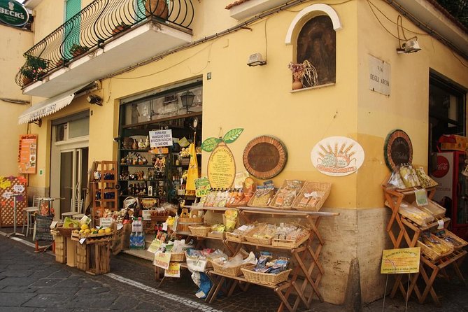 Tour of Sorrento Exploration+Wine Tasting With Lunch on Mt. Vesuvius (Full Day) - Booking and Cancellation Policies