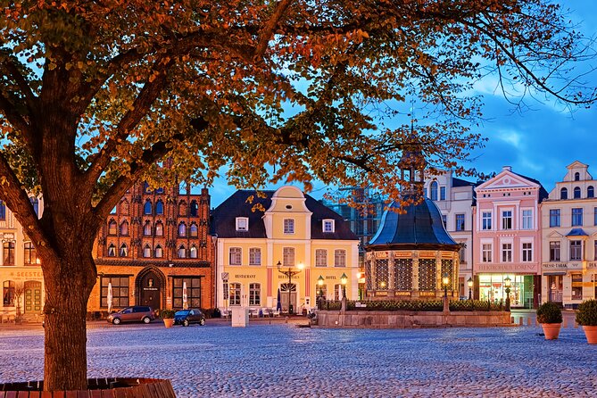 Traditional German Food and Hamburg Old Town Private Tour - Booking Information