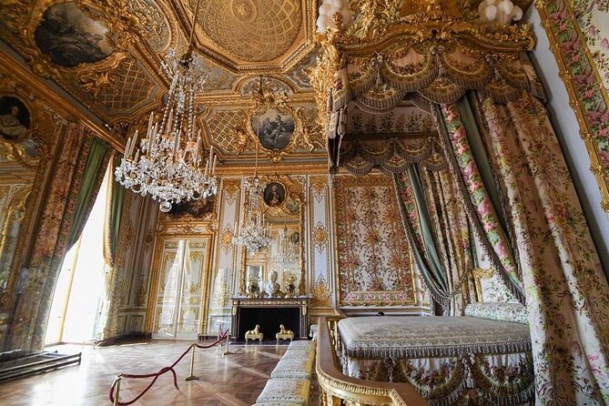 Versailles Castle Private Guide Tour With Fast Track Ticket - Frequently Asked Questions