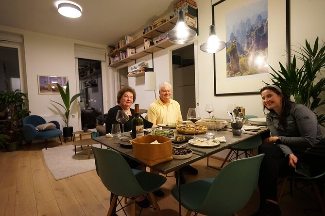 Viator Exclusive: Dine With a Cooking Show Contestant - Frequently Asked Questions
