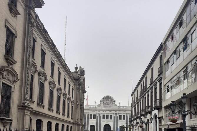 Visiting the Main Square of Lima! - Must-See Attractions Nearby