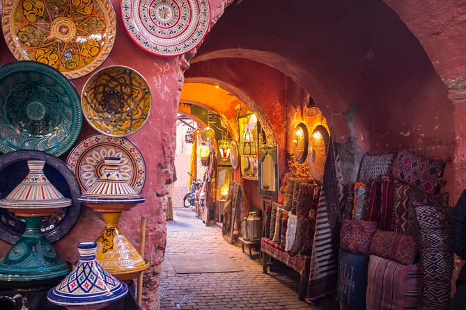 1/2 Day Guided Medina Walking Tour & Souks - Directions and Logistics