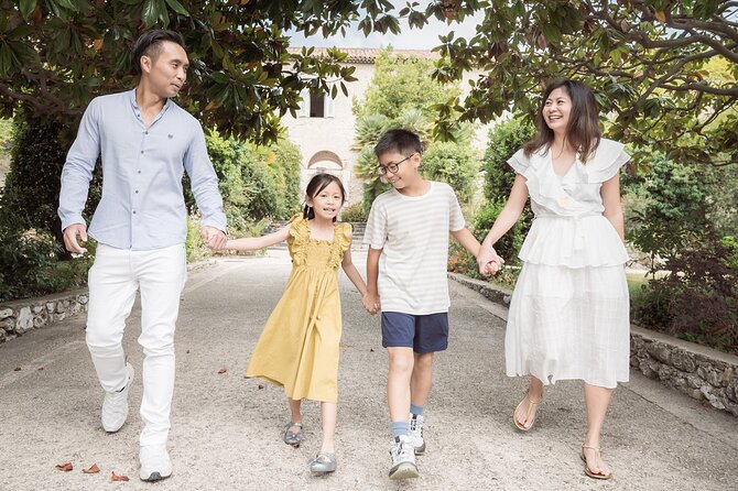 1 Hour Private Family Photoshoot and Portrait Session in France - Reservation and Payment Options