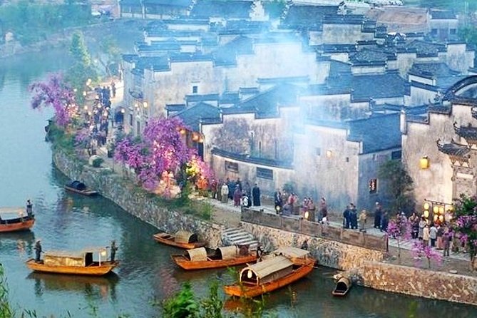 2-Day Huangshan and Hongcun Village Private Tour From Hangzhou by Bullet Train - Train Travel Details