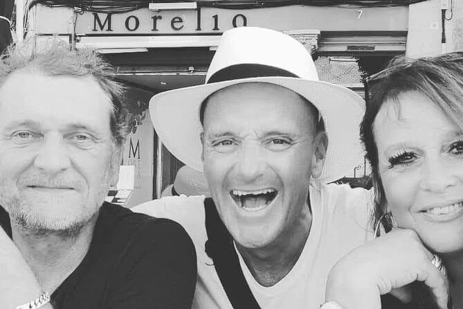 2-Hour Private Tour in French in the Historic Center of Barcelona - Pricing and Booking Info