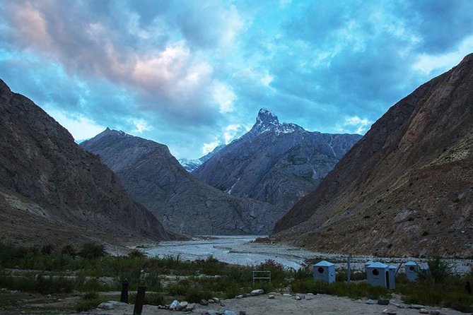 22 DAYs TREK GONDOGORO LA K2 BC - Accommodation and Meals