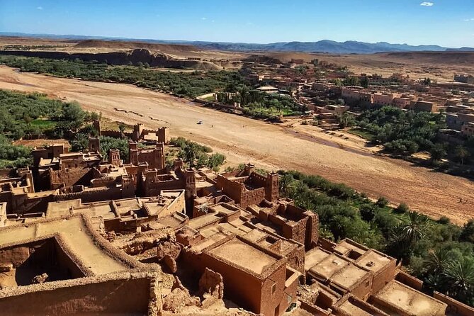 4-Day Sahara Desert Private Tour From Fes to Marrakech via Merzouga - Meals and Dining