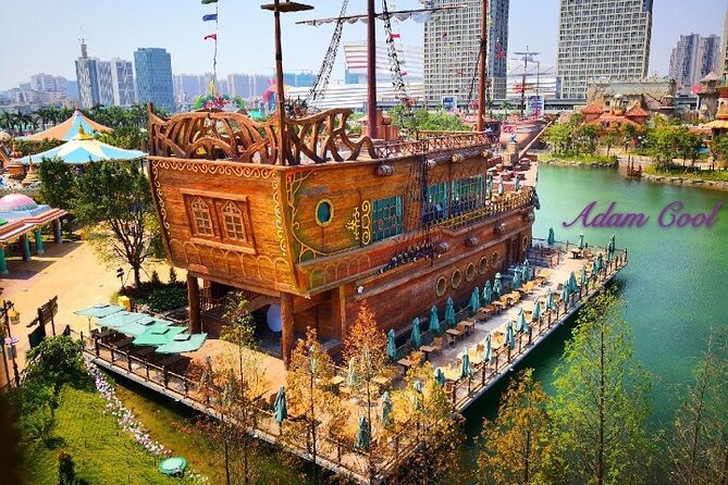7-Hour Private Day Tour to Sunac Land Amusement Park in Guangzhou