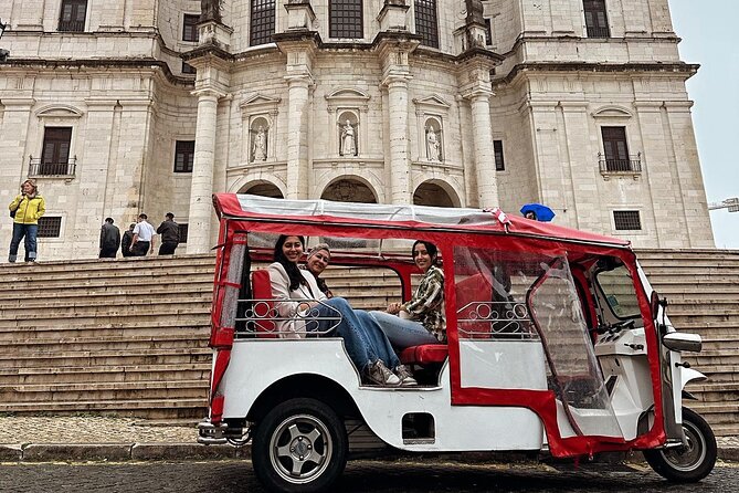 90 Minutes Private Lisbon Old Town Tuk Tuk Tour - Pickup Information