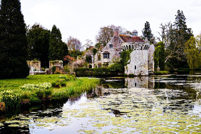 A Weekend Trip to the Fairytale Castles and Gardens - Trip Overview