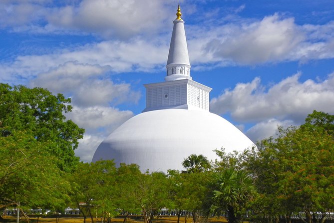 Anuradhapura and Aukana All Inclusive Day Tour From Colombo - Important Reminders