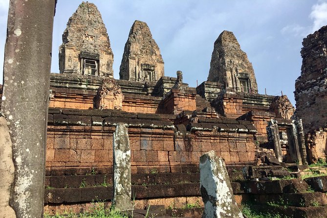 Bonteay Srei 1000 Shiva Lingas Trekking Private Tour - Meeting and Pickup