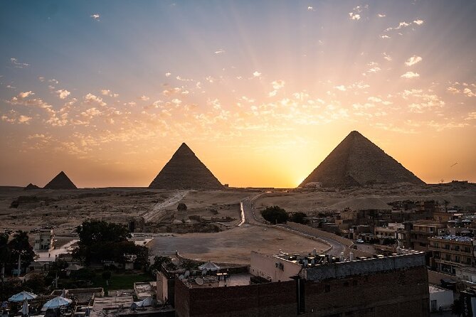 Cairo by Bus From Hurghada (Sphinx, Pyramids, Egyptian Museum and Lunch ) - Tour Inclusions