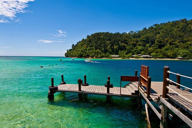 Day Trip Hue - Hoi an Day Trip by Private Car - Meeting Time and Location