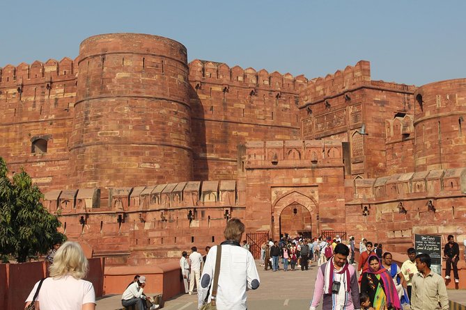 Day Trip To Agra From Pune With Air Tickets - Transportation Details