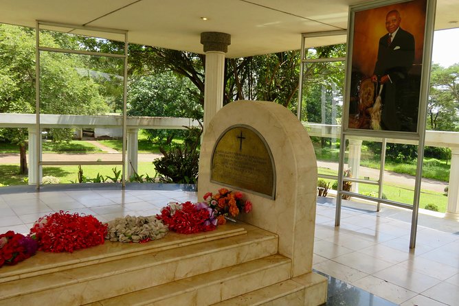 Discover Malawi in 7 Days. Private Tour With Accommodation - Good To Know
