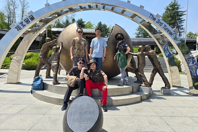 DMZ Military Marvels Cultural Gems and Shopping Sensations