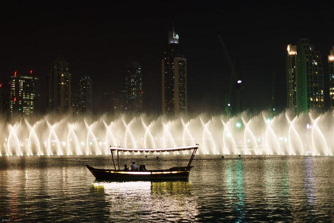 Dubai Burj Khalifa Fountain Show And Lake Ride - Live Entertainment and Music