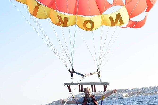 From Hurghada: Parasailing With Transfer - What to Expect
